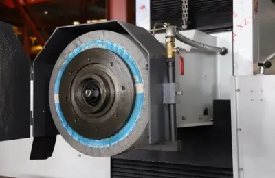Плоскошлифовальный станок с подвижной колонной серии SG модели SG80220SD(LPC2)